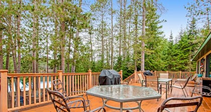 Waterfront, dog-friendly home with dock, kayaks, amazing view, game room, & AC