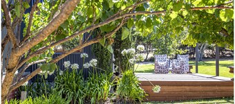 Secluded Seaside Retreat - Premium Luxury Accommodation