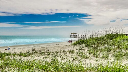 ***Rooftop Oceanview Beach House