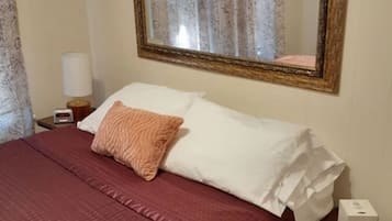 3 bedrooms, WiFi, bed sheets