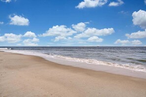Nær stranden