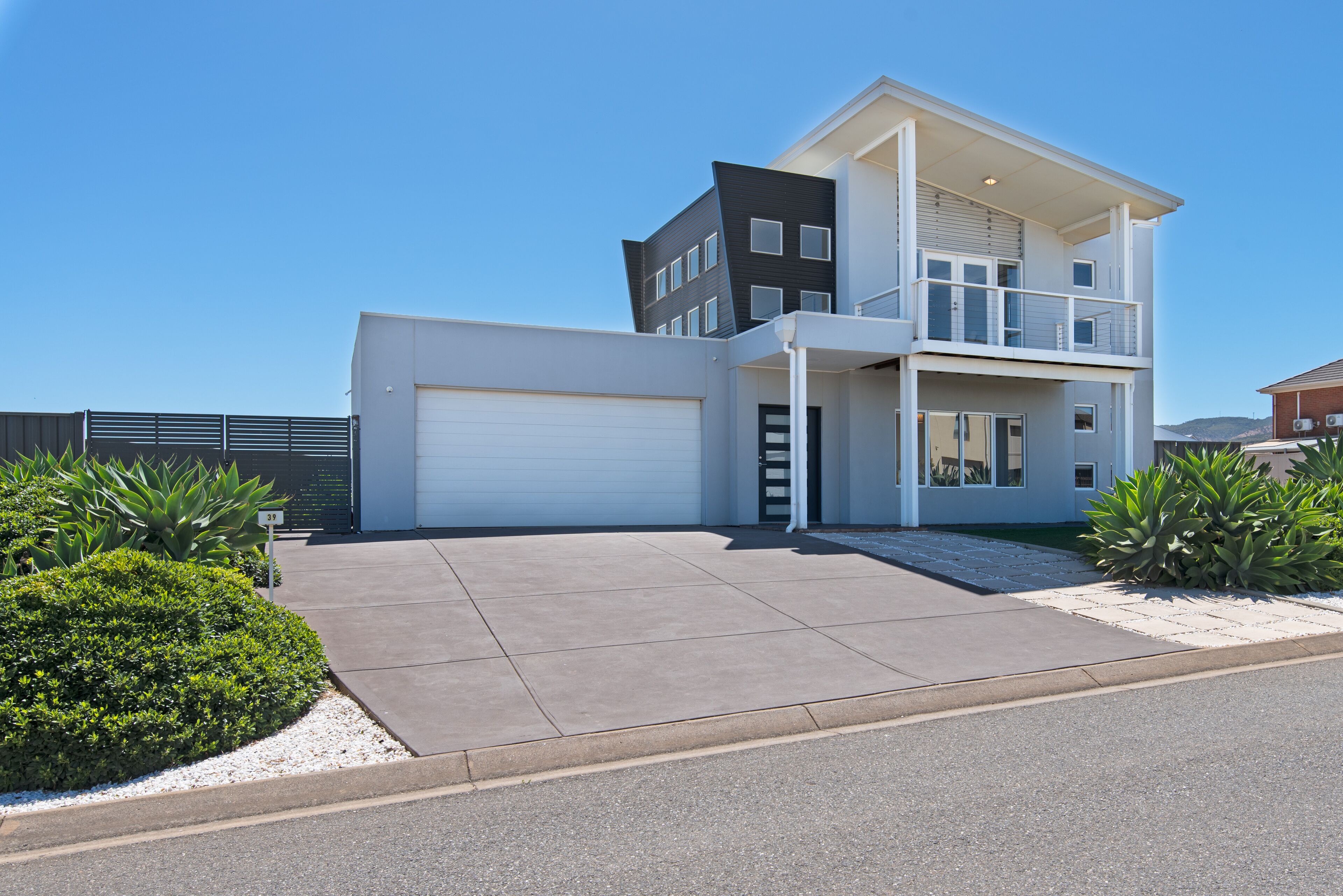 Beach House on Seascape, perfect family getaway