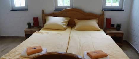 1 chambre, lit de bébé portatif, Wi-Fi, literie fournie