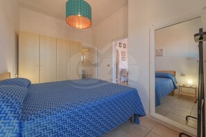 1 bedroom, iron/ironing board - NEL CUORE DI RIO MARINA (Rio Marina)