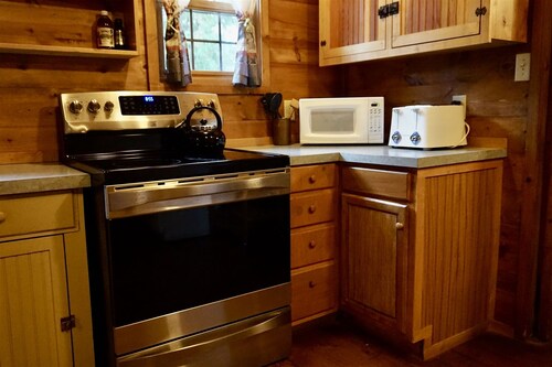 Weisel Cabin - Nostalgic Cabin located within walking distance of Downtown La Pointe!