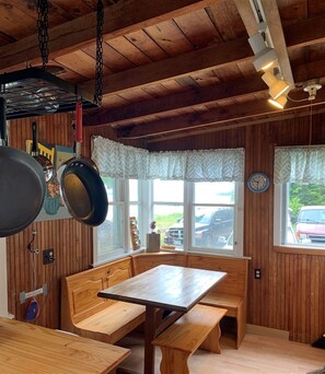 Dining - Barge Bay - Home with 400 Feet of Sand Beach Steps Away! (La Pointe)