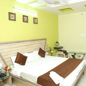 Deluxe Room | Free WiFi - Hotel Ankit Residency (Jabalpur)