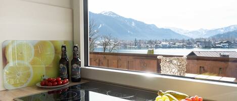 Refrigerador, microondas, lavavajillas, cafetera/tetera