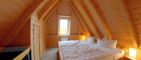 3 slaapkamers, reisbedje, wifi