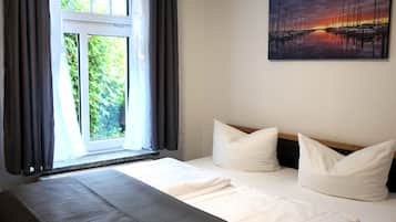 2 Schlafzimmer, Reisekinderbett, WLAN, Bettwäsche