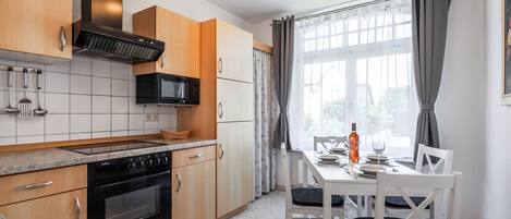 Frigorífic, microones, forn i rentaplats