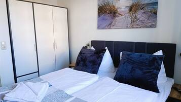 2 slaapkamers, reisbedje, wifi, beddengoed