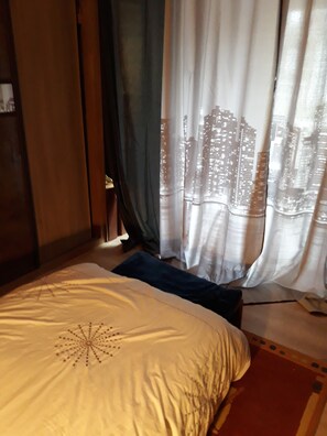 3 chambres, lit parapluie, Wi-Fi, draps fournis