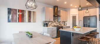 845 Mill Run Court 5 Bedroom Home by RedAwning