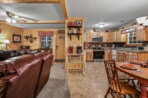 Cabin, 2 Bedrooms | Interior
