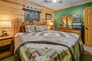 2 bedrooms, free WiFi, bed sheets - Amazing Dreams 2 Bedroom Cabin by RedAwning (Sevierville)