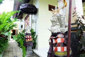 Exterior detail - Rendira villa two bedroom villa with private pool & paddy's view (Ubud)