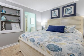 1 bedroom, iron/ironing board, Internet, bed sheets - Breathtaking 1BR 2 BA Condo at the Summit!!! (Panama City Beach)