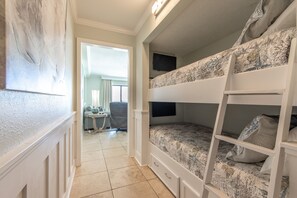 1 室のベッドルーム、アイロン / アイロン台、インターネット、ベッドシーツ