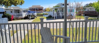 Comfortable Beach Trailer Home