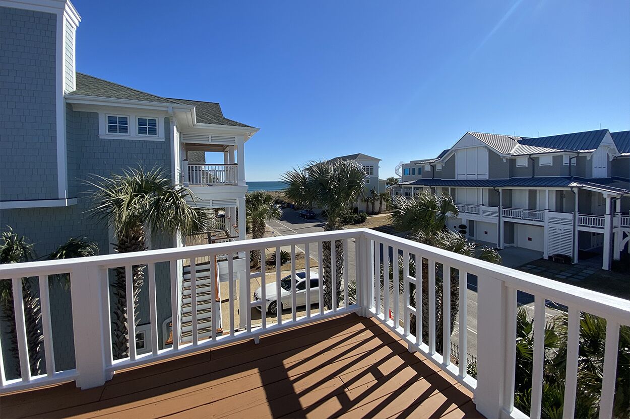 Beautifully updated cottage with ocean views, only steps to the beach!