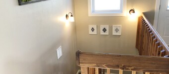 Charmer on 2nd - Beautiful home 2 blocks from Main