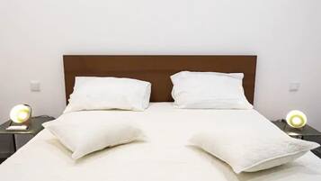 1 sovrum, wi-fi och sÀngklÀder