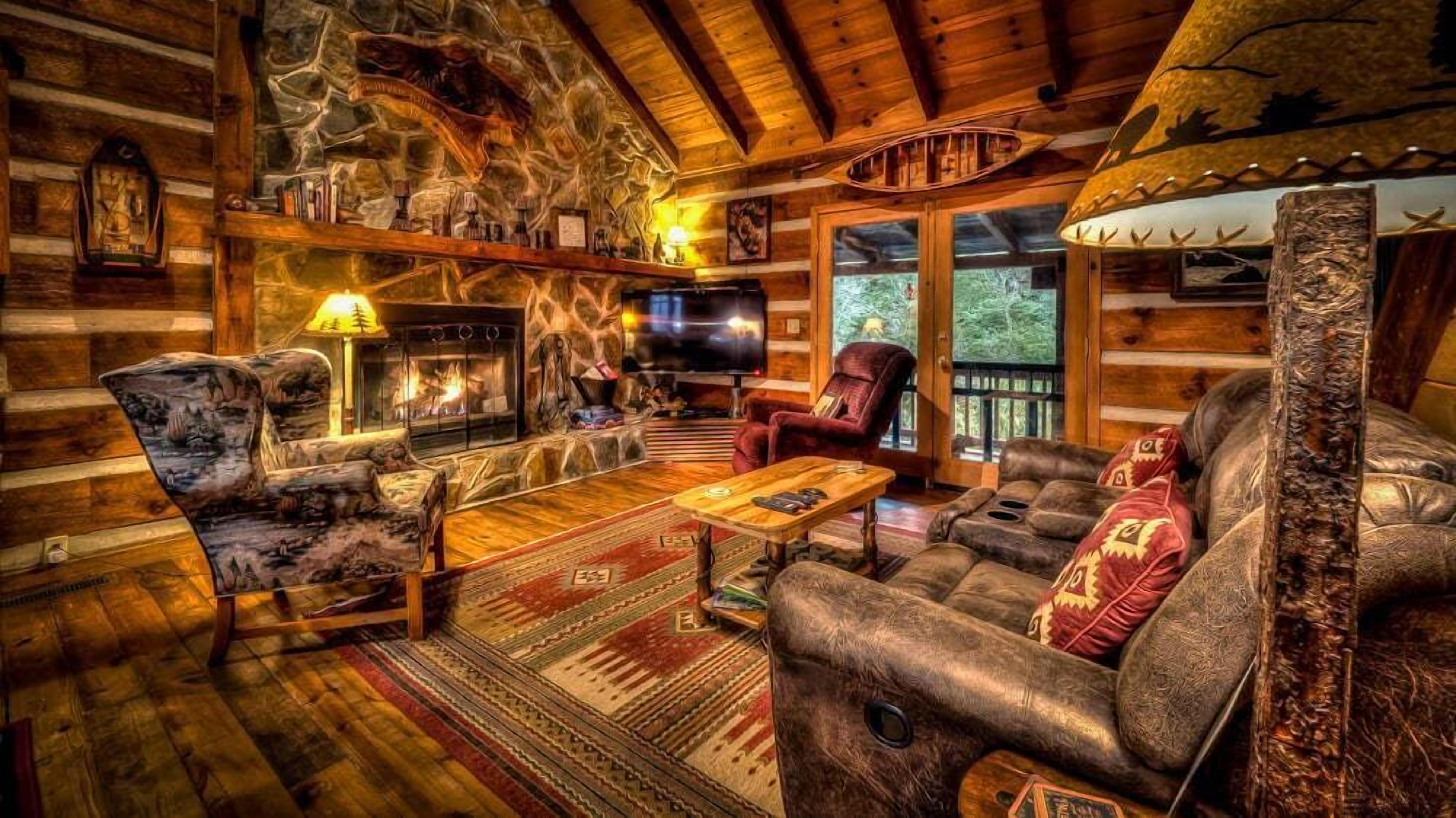 Fernseher, Kamin, DVD-Player