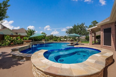 Gated Community -Poolside Paradise with lake view and lots of amenities to enjoy