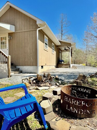 Private Resort Cabin in Gated Community at Lake James