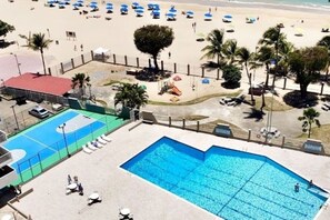 Pool - Oceanfront + Pool + Beach + Ocean View Balcony (Carolina)