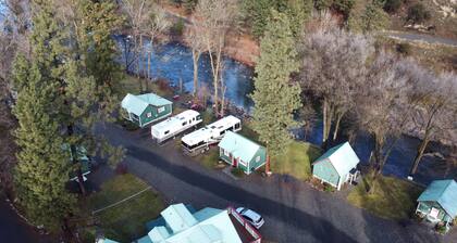 "The Hideaway" - Cabin 3