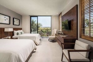 3 habitaciones, tabla de planchar con plancha, wifi y ropa de cama 