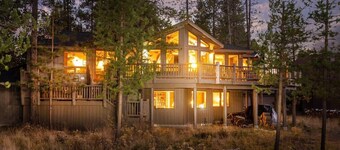 Your Own Sunriver Lodge on the Edge of the Forest - A/C -10 SHARC Passes!!