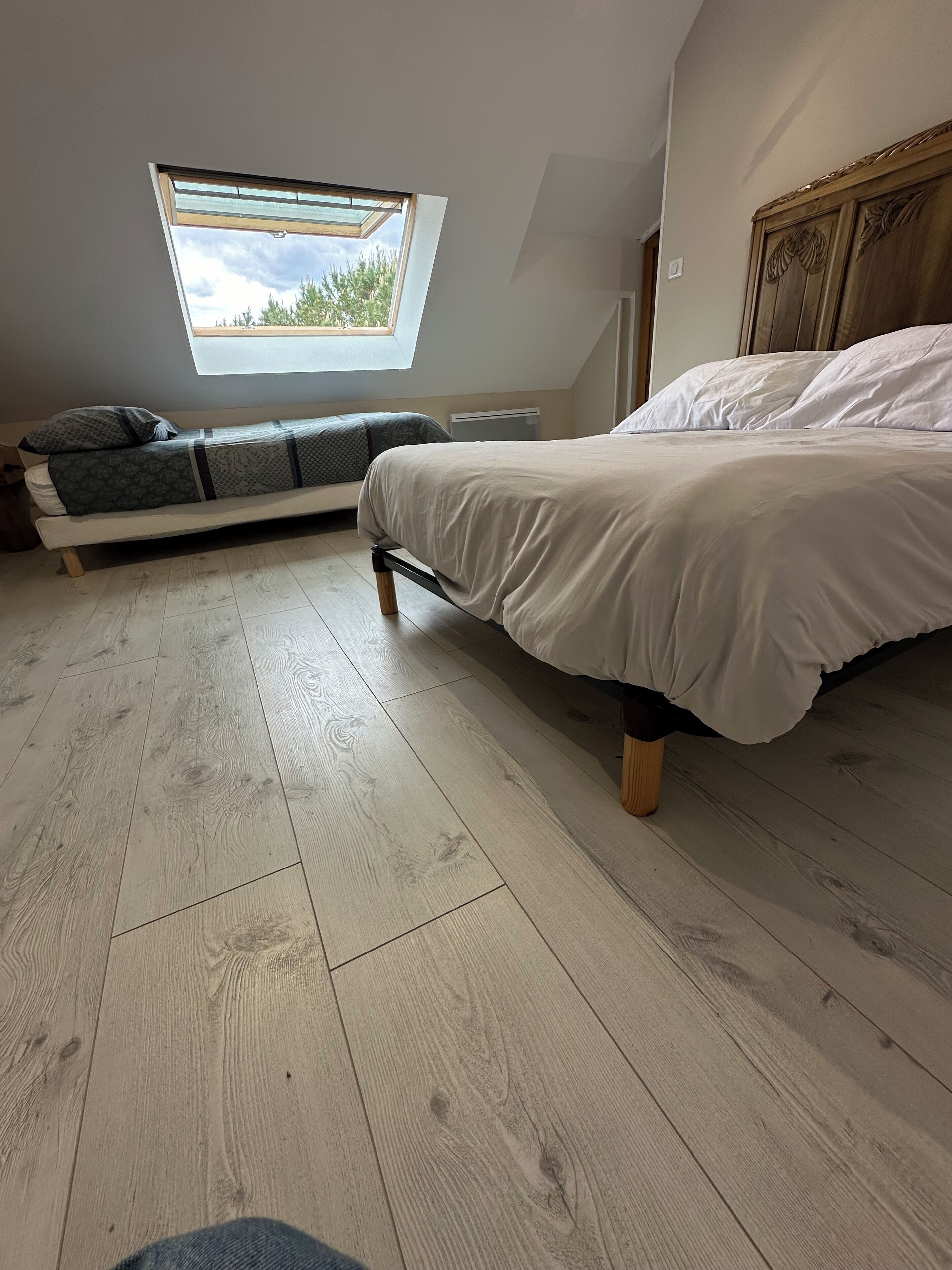 6 chambres, fer et planche à repasser, Wi-Fi gratuit, draps fournis