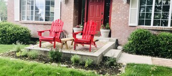 Spacious, Beautiful 7 bedroom Home on the Mountain w Hot Tub (weeklydiscount!)