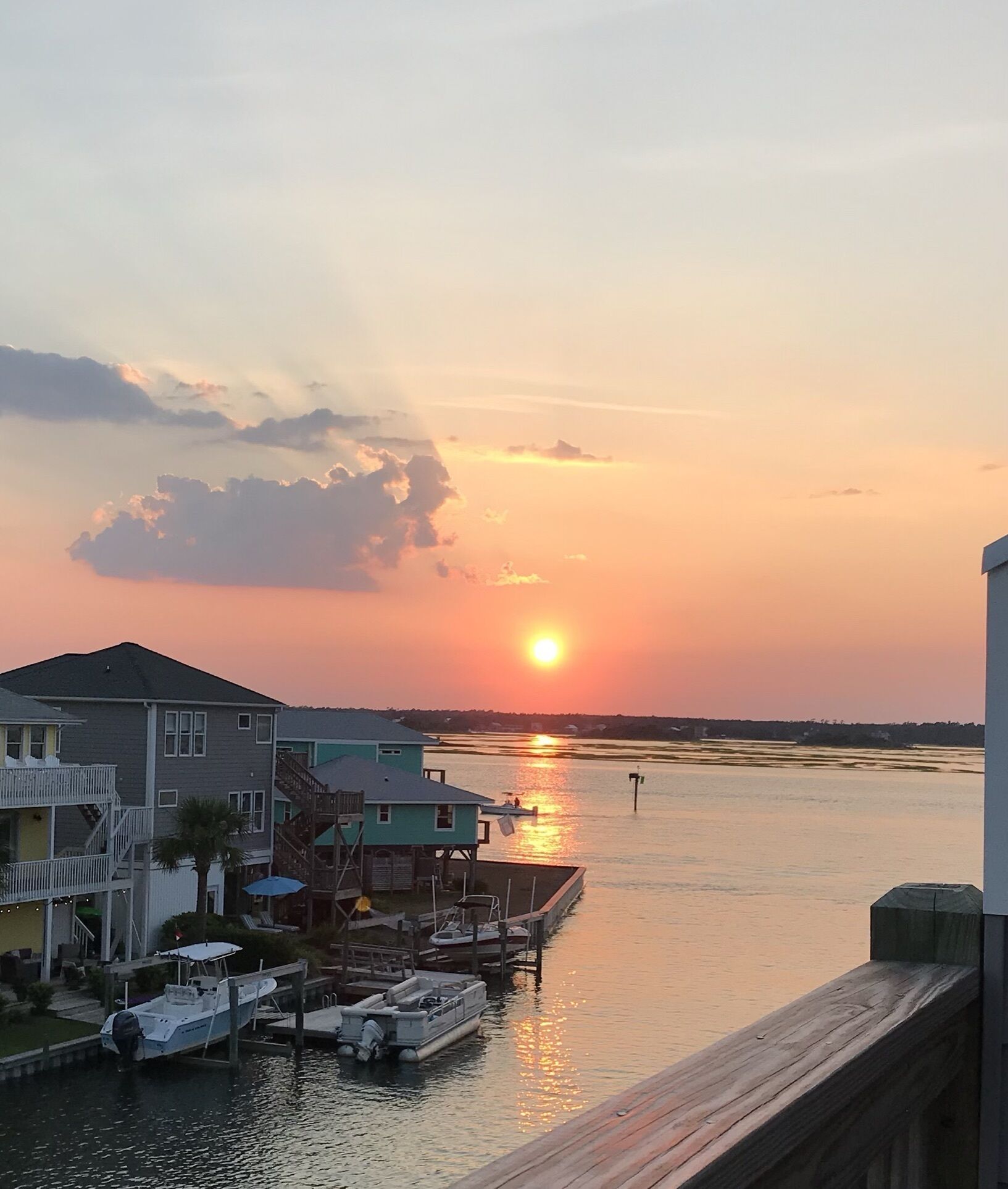 Tower 2 Retreat - Enjoy Ocean, Sound, and Sun in relaxing waterfront townhome