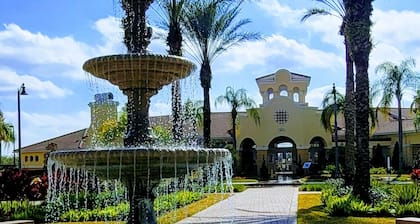 Lake view condo in Vista Cay Resort!