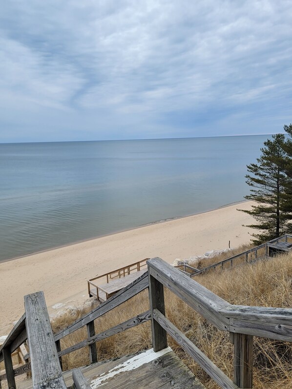 Beach nearby, sun-loungers - Lake Michigan Beach Home with Views/ Water Access (Grand Haven)