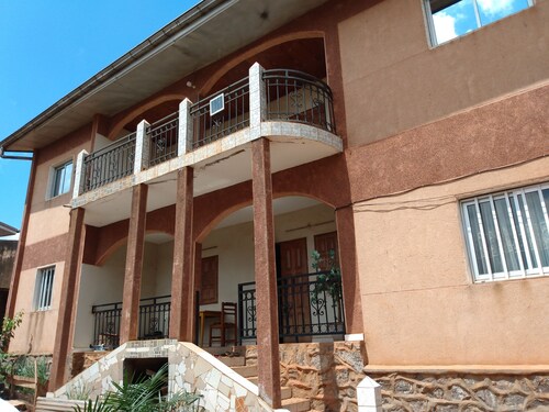 Chambre d'hôtes ETOUG-EBE