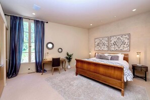 4 dormitorios, tabla de planchar con plancha, wifi gratis y ropa de cama