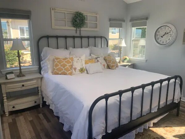 1 chambre, fer et planche à repasser, Wi-Fi, draps fournis