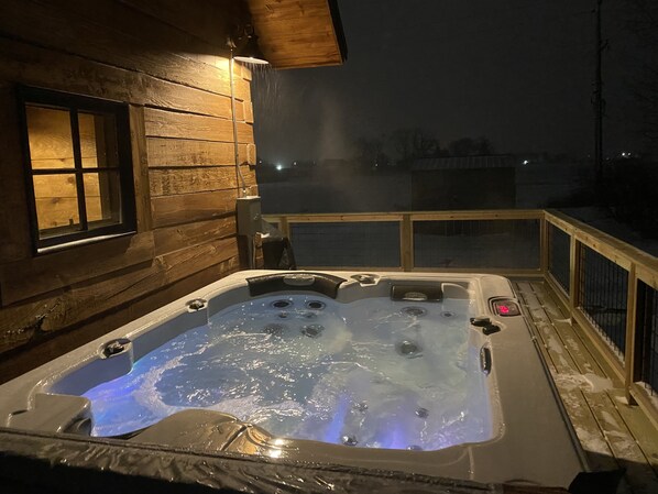 Bain à remous extérieur