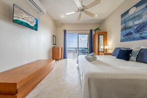 2 bedrooms, in-room safe, free WiFi, bed sheets