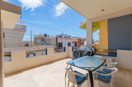 Oceanfront Villa  2 Private Suites Walk to Playa Norte