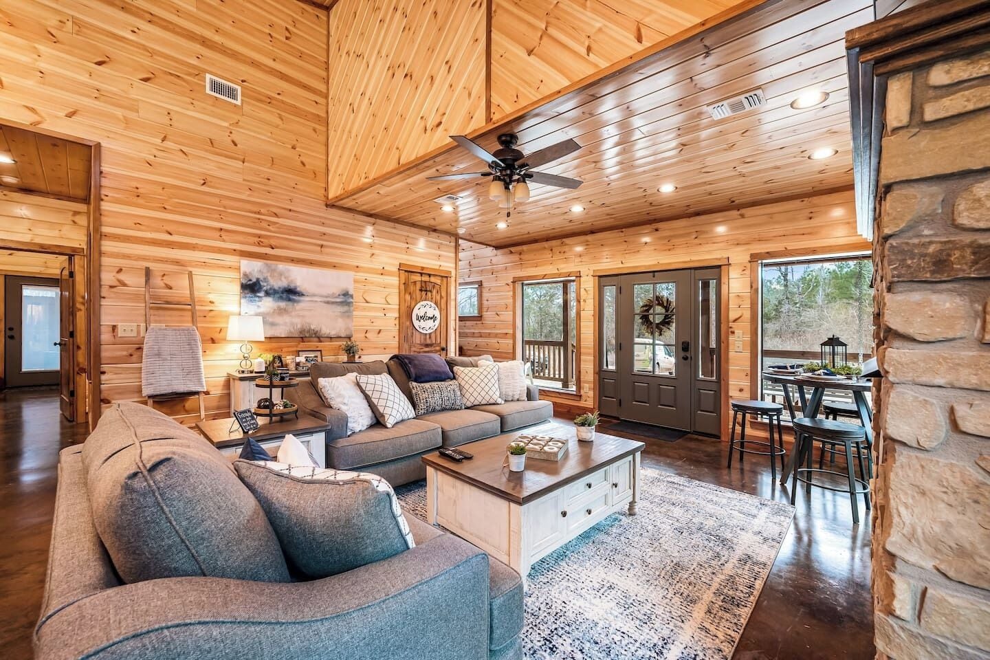 Smart TV, fireplace, table football, ping pong