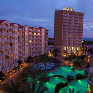 Exterior - Divi Beach Villas Towers Penthouse, Oceanview, Kitchen, Resort Amenities (Noord)