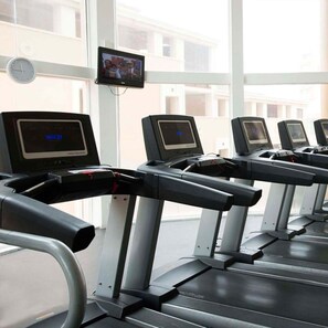 Fitness facility - Divi Beach Villas Towers Penthouse, Oceanview, Kitchen, Resort Amenities (Noord)