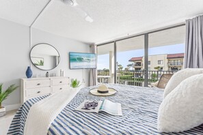 2 dormitorios, tabla de planchar con plancha, wifi gratis y ropa de cama