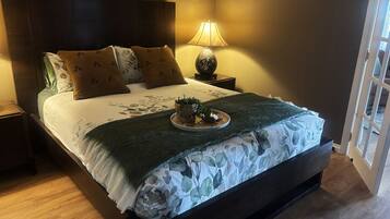 1 bedroom, desk, iron/ironing board, free WiFi